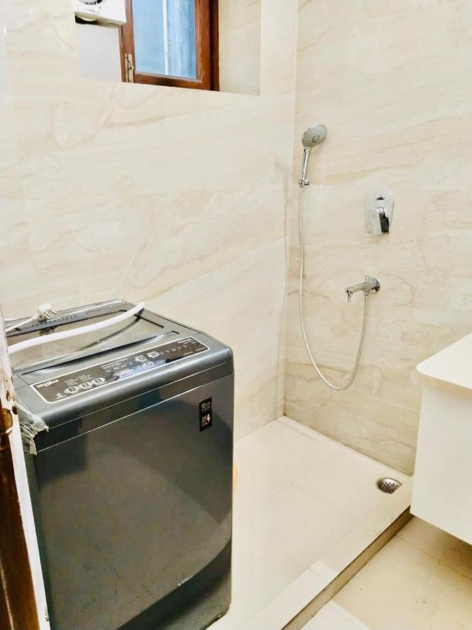 Fortune Home Service Apartment 2Bhk,E28 Saket 2A Ню Делхи Екстериор снимка